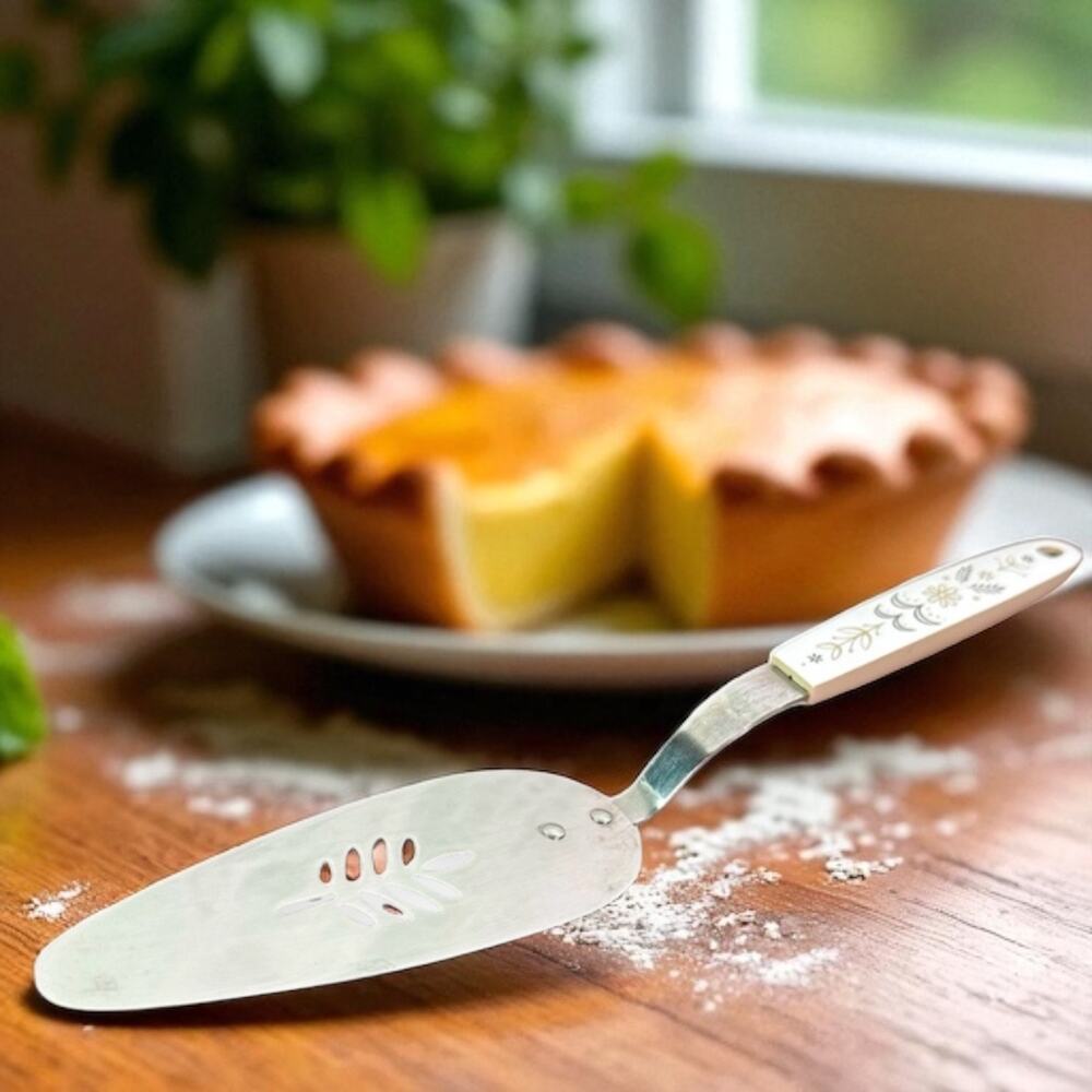 Flint Arrowhead VTG Stainless Steel Pie Cake Server Royal Wheat MCM Kitchen
